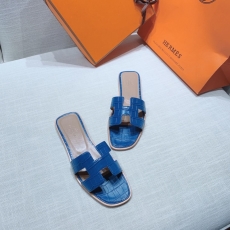 Hermes Slippers